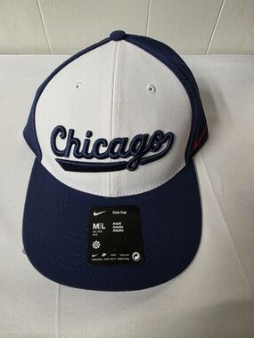 Nike Chicago Cubs Club Cap Adult M/L Raised Script Embroidered Logo